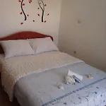 Delux Vele